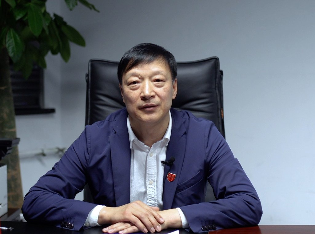 一汽解放汽車有限公司質(zhì)量保證部部長(zhǎng)兼商用車開發(fā)院副院長(zhǎng)  張寶林